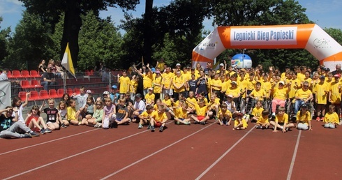 Legnica. Bieg z papieżem w tle