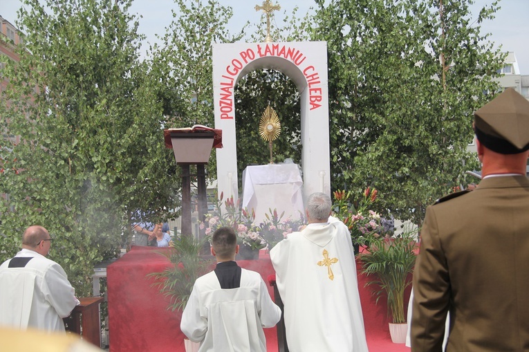 Centralna procesja Bożego Ciała [ZDJĘCIA]