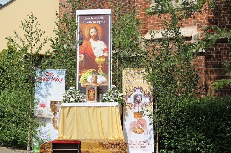 Centralna procesja Bożego Ciała [ZDJĘCIA]