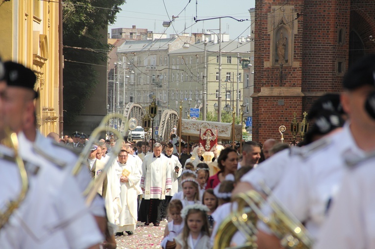 Centralna procesja Bożego Ciała [ZDJĘCIA]