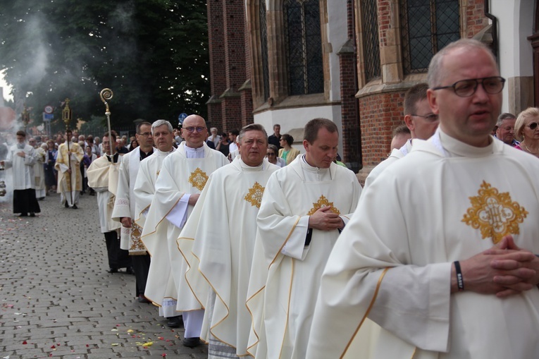 Centralna procesja Bożego Ciała [ZDJĘCIA]