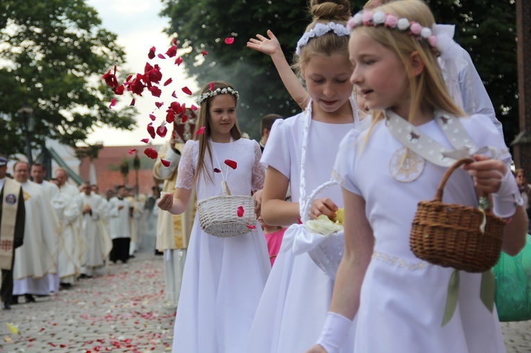 Centralna procesja Bożego Ciała [ZDJĘCIA]