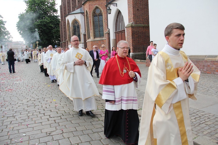 Centralna procesja Bożego Ciała [ZDJĘCIA]
