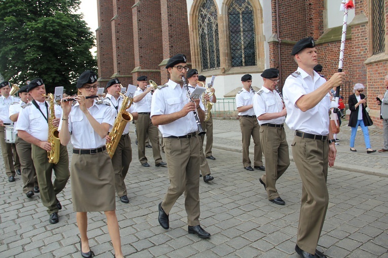 Centralna procesja Bożego Ciała [ZDJĘCIA]