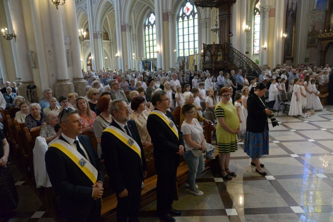 Procesja Bożego Ciała w centrum Radomia