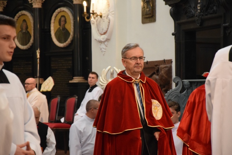 Boże Ciało w Łowiczu. Eucharystia.