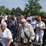 Procesja z parafii pw. św. Antoniego do parafii pw. Odkupiciela Świata