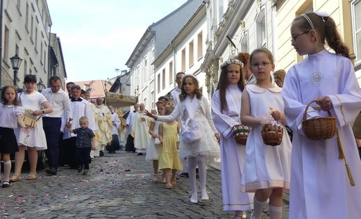 Procesja Bożego Ciała z katedry św. Mikołaja w Bielsku do Białej - 2022