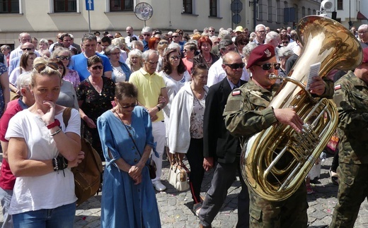 Procesja Bożego Ciała z katedry św. Mikołaja w Bielsku do Białej - 2022