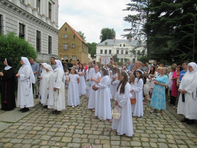 Boże Ciało u św. Józefa Obl. NMP w Wałbrzychu