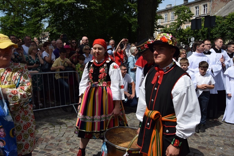 Boże Ciało w Łowiczu. Procesja.