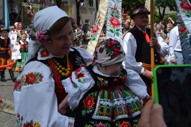 Boże Ciało w Łowiczu. Procesja.