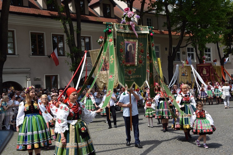 Boże Ciało w Łowiczu. Procesja.