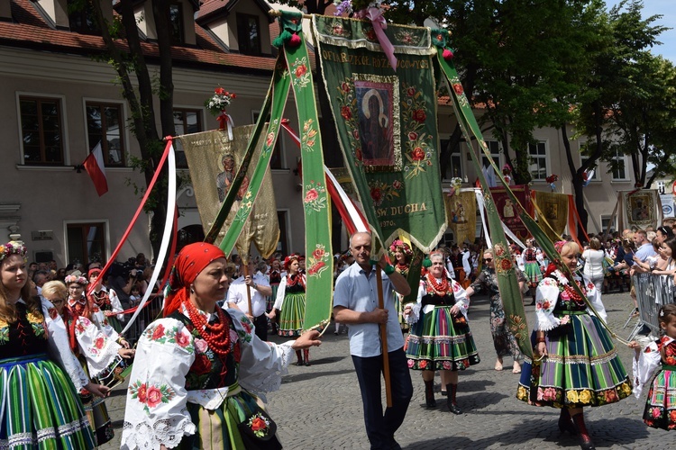 Boże Ciało w Łowiczu. Procesja.