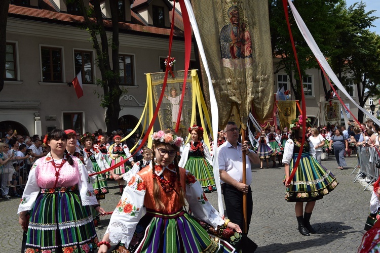 Boże Ciało w Łowiczu. Procesja.