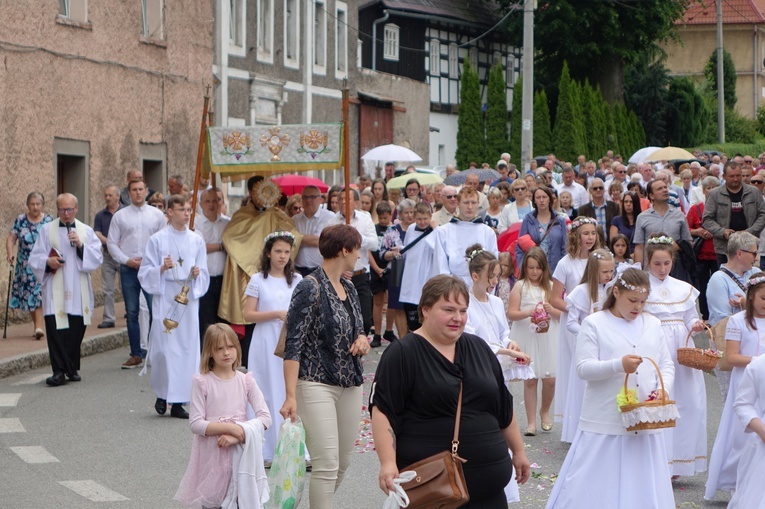 Boże Ciało u św. Barbary w Walimiu