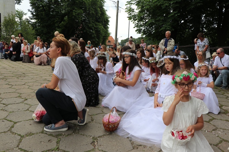 Boże Ciało u św. Barbary w Wałbrzychu