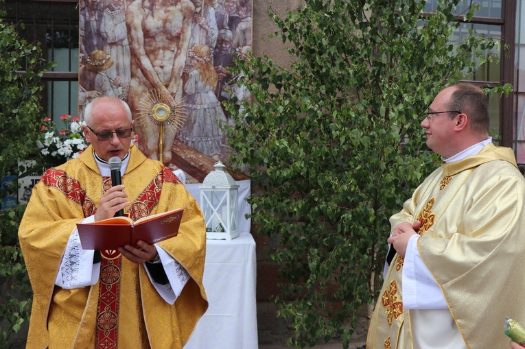 Boże Ciało u św. Barbary w Wałbrzychu