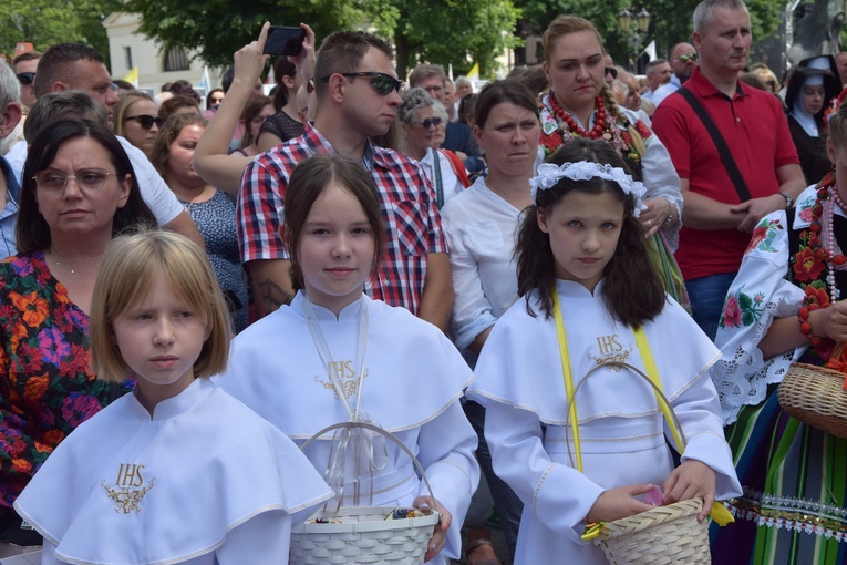 Boże Ciało w Łowiczu. Procesja.
