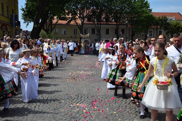 Boże Ciało w Łowiczu. Procesja.