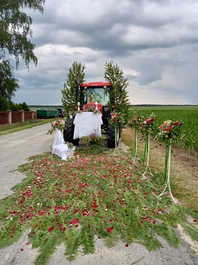 Procesja Bożego Ciała w Strzelcach