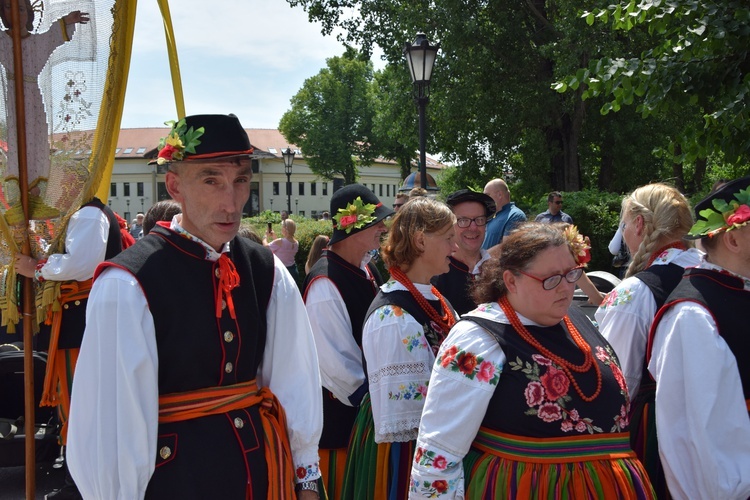 Boże Ciało w Łowiczu. Procesja.