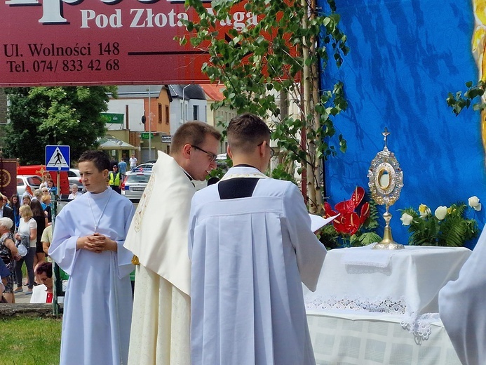 Boże Ciało w parafii Wniebowzięcia NMP w Bielawie