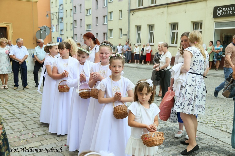 Boże Ciało u Zbawiciela Świata i MB Szkaplerznej w Strzegomiu