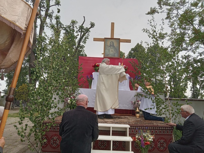 Boże Ciało u MB Częstochowskiej w Świebodzicach