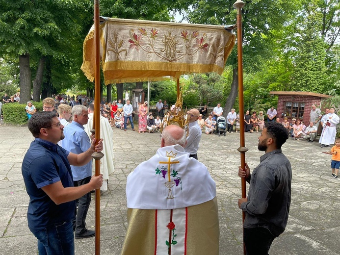 Boże Ciało w Jaworzynie Śl.