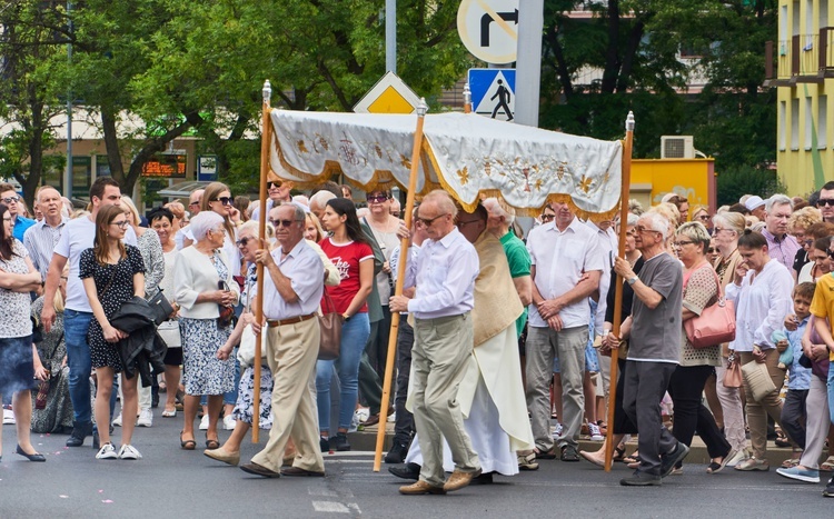 Boże Ciało u św. Wojciecha w Wałbrzychu