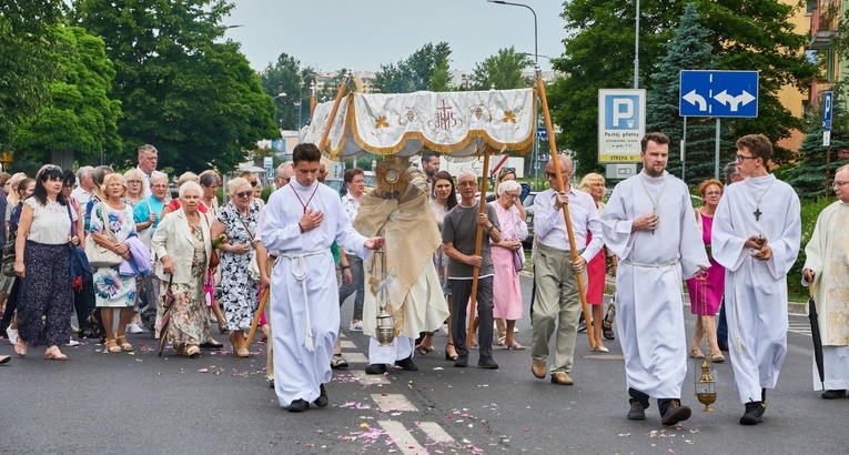 Boże Ciało u św. Wojciecha w Wałbrzychu