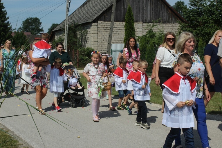 Boże Ciało w Niedzieliskach