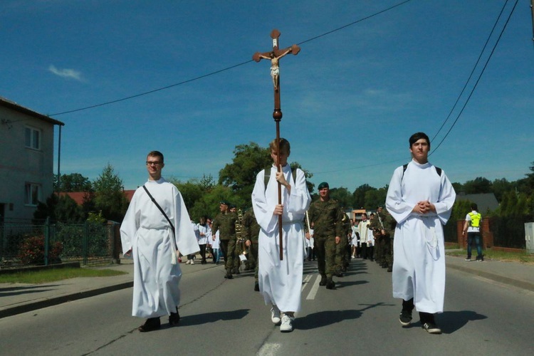 Służba liturgiczna u Matki Bożej