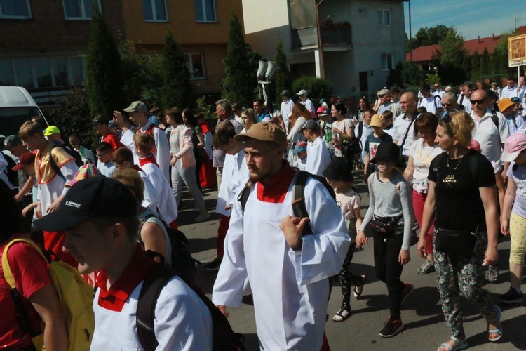 Służba liturgiczna u Matki Bożej