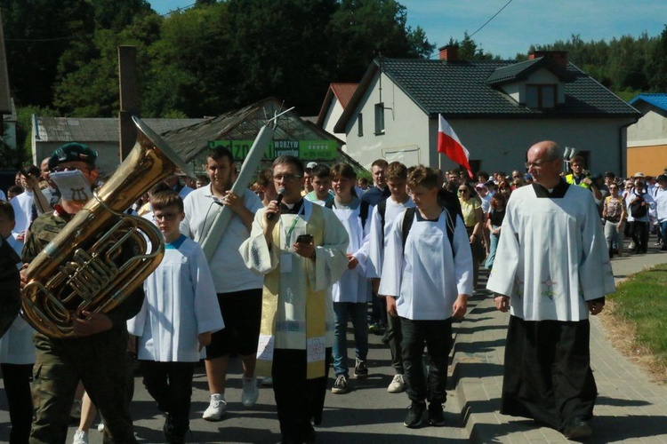 Służba liturgiczna u Matki Bożej