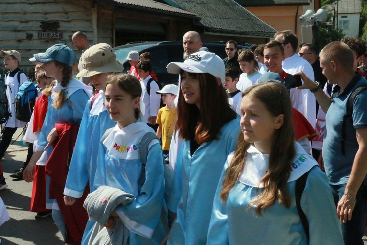 Służba liturgiczna u Matki Bożej