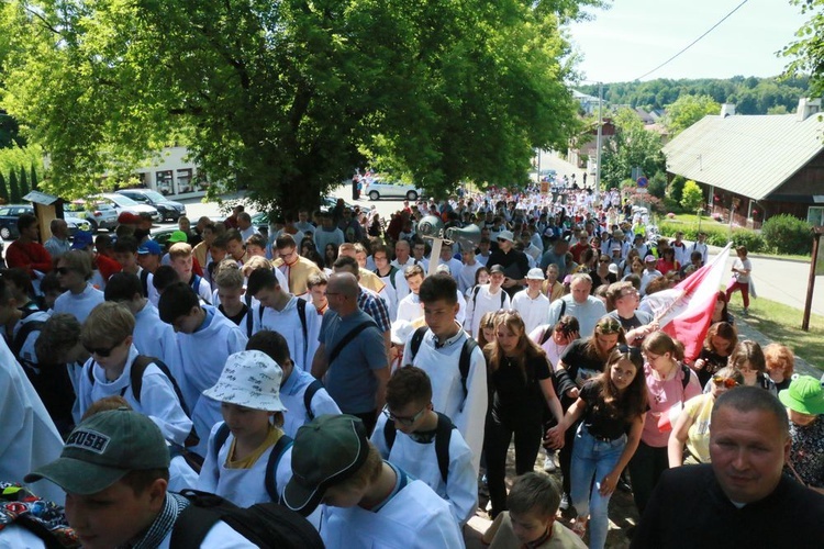 Służba liturgiczna u Matki Bożej