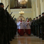 Służba liturgiczna u Matki Bożej