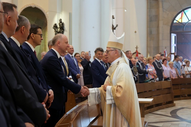 Msza św. z okazji 100. rocznica przyłączenia części Górnego Śląska do Polski 