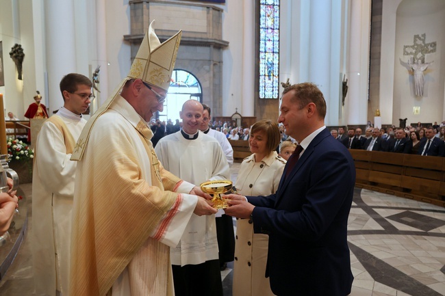 Msza św. z okazji 100. rocznica przyłączenia części Górnego Śląska do Polski 