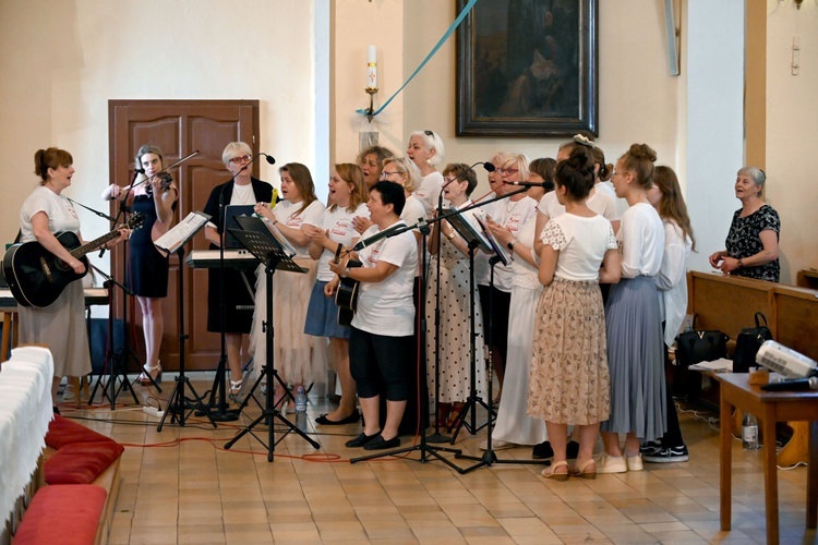 Wałbrzych. Na Podgórzu ze łzami żegnali ojców pallotynów