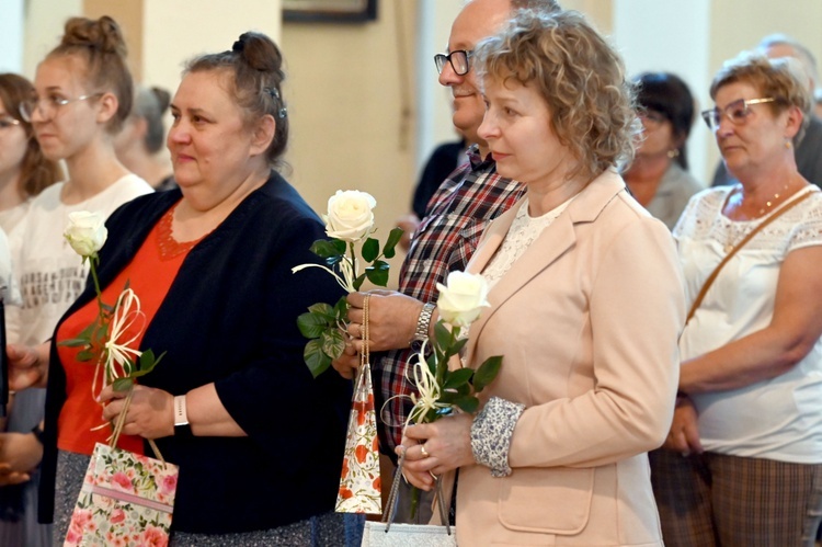 Wałbrzych. Na Podgórzu ze łzami żegnali ojców pallotynów