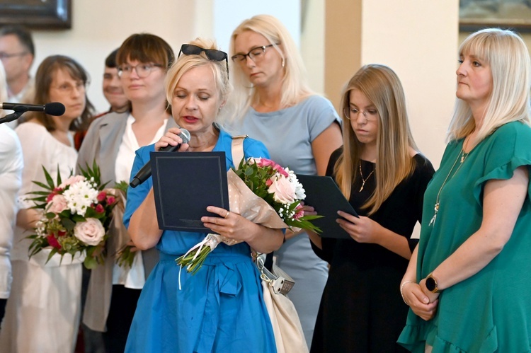 Wałbrzych. Na Podgórzu ze łzami żegnali ojców pallotynów