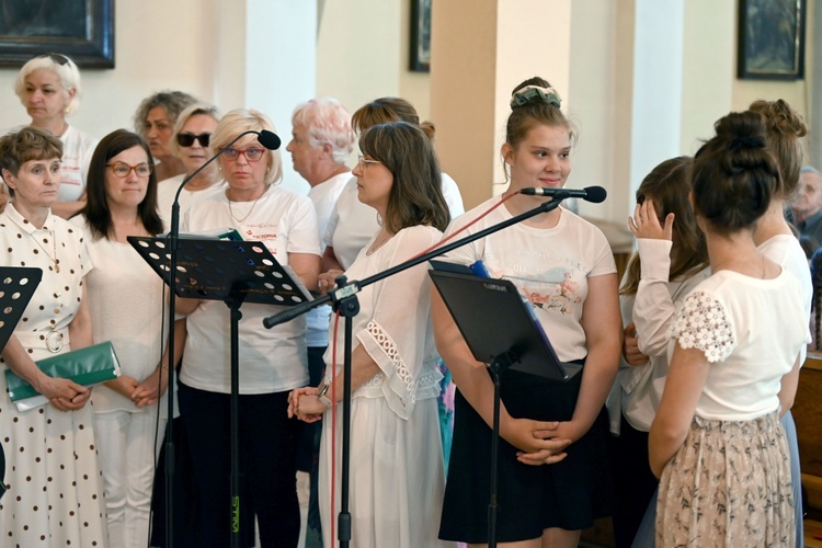 Wałbrzych. Na Podgórzu ze łzami żegnali ojców pallotynów