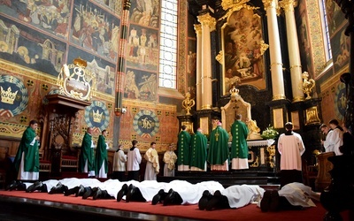 Święcenia kapłańskie w sandomierskiej katedrze.