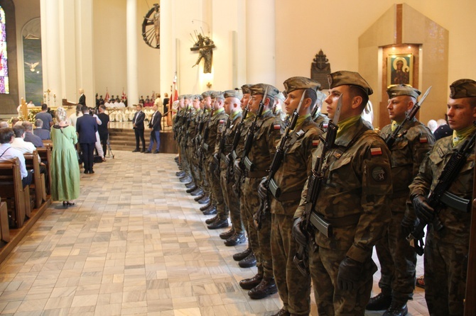 Msza św. z okazji 100. rocznicy przyłączenia części Górnego Śląska do Polski - z udziałem prymasa Polski