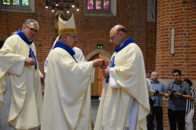 Jubileuszowa pielgrzymka dekanalna w odpust Matki Bożej Opolskiej