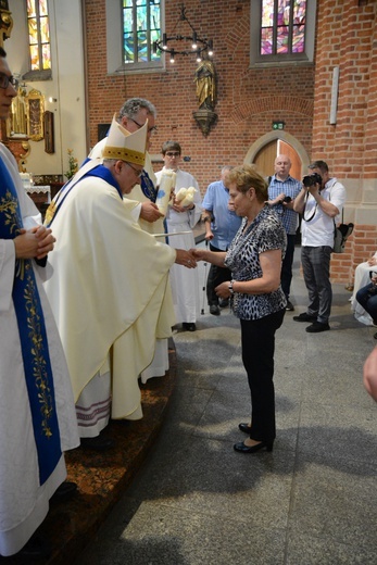 Jubileuszowa pielgrzymka dekanalna w odpust Matki Bożej Opolskiej