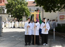 Jubileuszowa pielgrzymka dekanalna w odpust Matki Bożej Opolskiej